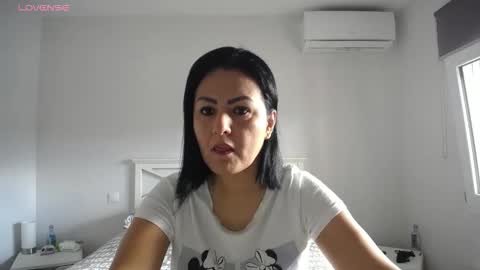 Sofia   online show from 02/05/26, 10:31