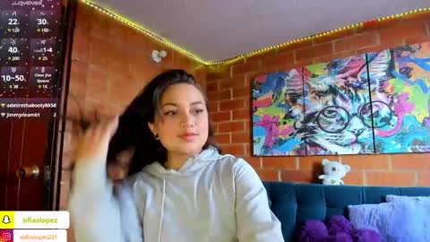 Snapshot of sofiiaa_gomez_ chatting on 01/30/25, 10:19 Sofi. G online show from 01/30/25, 10:19