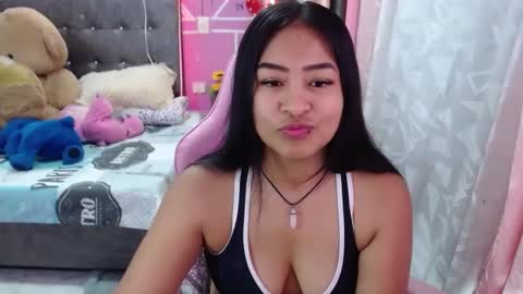 sofia Dreams online show from 12/31/24, 02:03