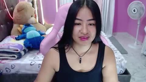 sofia Dreams online show from 11/30/25, 08:02