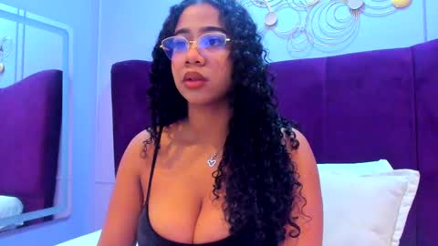 sofiifox online show from 10/05/25, 12:58