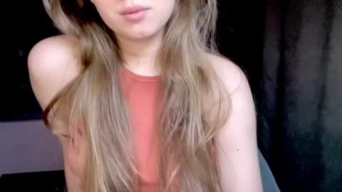 Snapshot of sofinovvak chatting on 06/30/26, 04:41 Sofi online show from 06/30/26, 04:41