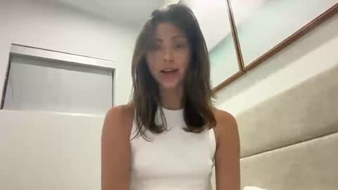 Snapshot of sofiuhhh chatting on 07/14/26, 01:52 sofiuhhh online show from 07/14/26, 01:52