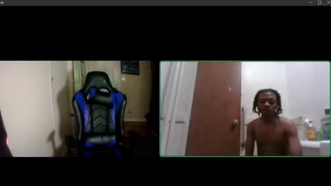 Snapshot of sofkinhorny777 chatting on 12/31/24, 04:38 MightyDee online show from 12/31/24, 04:38