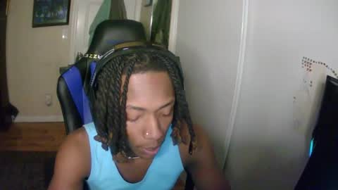 Snapshot of sofkinhorny777 chatting on 01/12/25, 01:21 MightyDee online show from 01/12/25, 01:21