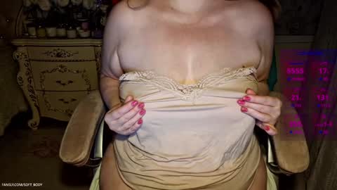Snapshot of soft_body chatting on 01/30/25, 03:08 Hi Im Sofia online show from 01/30/25, 03:08