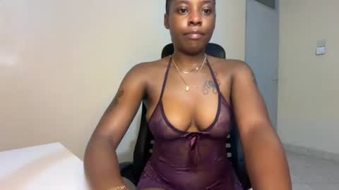 soft_nicole online show from 06/28/26, 12:27