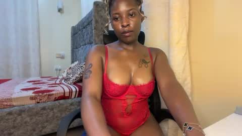 soft_nicole online show from 08/07/26, 09:39