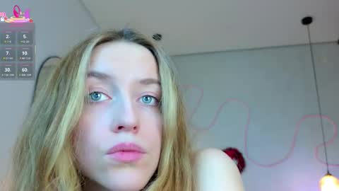 softdreamer_ online show from 12/21/25, 02:13