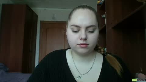 Snapshot of softhypnose chatting on 05/16/26, 07:27 softhypnose online show from 05/16/26, 07:27