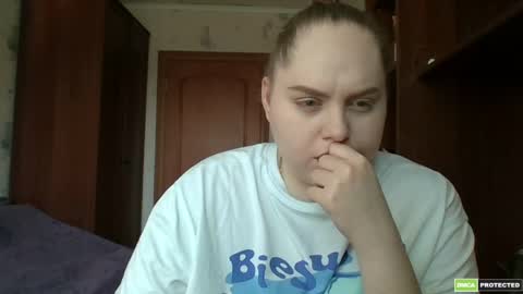Snapshot of softhypnose chatting on 05/21/26, 06:20 softhypnose online show from 05/21/26, 06:20