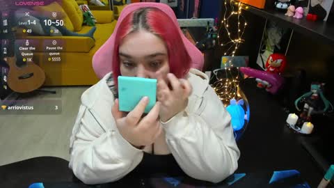 Snapshot of softie_sofy chatting on 01/24/25, 01:47 Sofie online show from 01/24/25, 01:47
