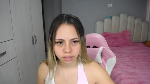 Snapshot of softkiss_x chatting on 05/07/26, 02:00 Fran online show from 05/07/26, 02:00