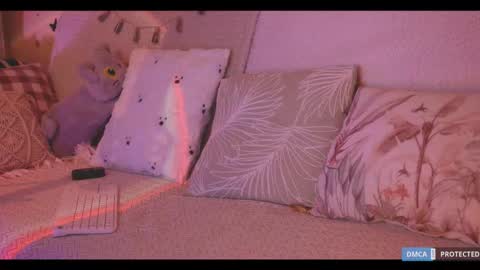 Lisa  online at  .11 from about utc online show from 03/04/26, 08:59