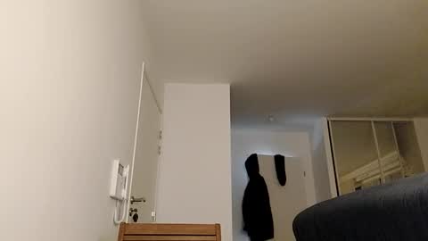 Snapshot of softndwear chatting on 12/22/24, 06:26 SOFT online show from 12/22/24, 06:26