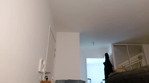 Snapshot of softndwear chatting on 01/14/25, 07:00 SOFT online show from 01/14/25, 07:00