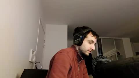 Snapshot of softndwear chatting on 01/27/25, 06:41 SOFT online show from 01/27/25, 06:41