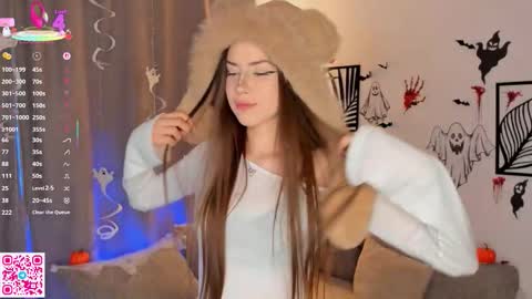 sofia online show from 11/02/25, 01:46