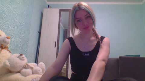 softy_aura online show from 04/01/26, 05:10