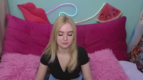 sofysoft online show from 11/30/25, 05:55