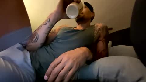 Snapshot of soharddr chatting on 02/27/25, 10:26 soharddr online show from 02/27/25, 10:26