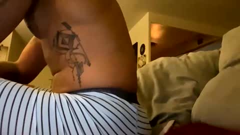 Snapshot of soharddr chatting on 10/24/25, 10:00 soharddr online show from 10/24/25, 10:00