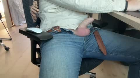 Snapshot of sohorney_jt chatting on 05/22/26, 08:42 Jay Cum Join me online show from 05/22/26, 08:42