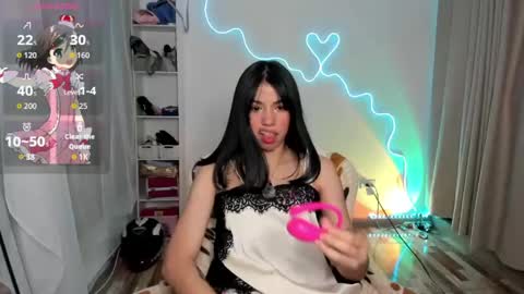 Snapshot of sol_lunaa23 chatting on 05/19/26, 01:56 sol online show from 05/19/26, 01:56
