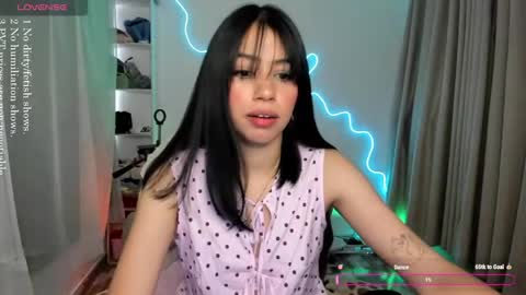 Snapshot of sol_lunaa23 chatting on 06/07/26, 10:24 sol online show from 06/07/26, 10:24
