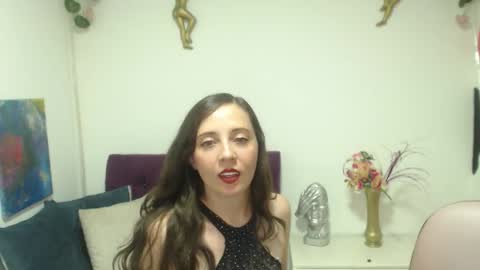 Snapshot of sol_smithh chatting on 10/06/25, 11:35 sol_smithh online show from 10/06/25, 11:35