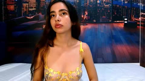 Snapshot of solarboom18 chatting on 12/01/25, 07:08 solarboom18 online show from 12/01/25, 07:08