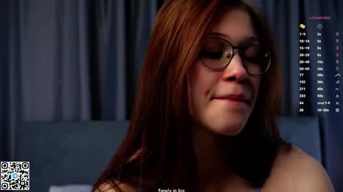 Ela online show from 10/28/25, 01:09