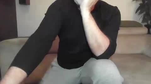 Snapshot of sole73 chatting on 11/25/25, 08:20 Sole Obedient online show from 11/25/25, 08:20