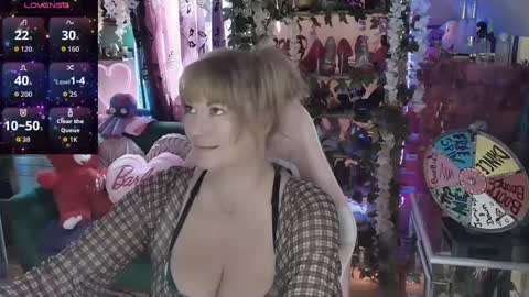 solesticia online show from 09/12/25, 03:23