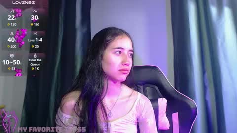 Snapshot of solgp chatting on 11/26/25, 11:22 Fernada Rodriguez online show from 11/26/25, 11:22