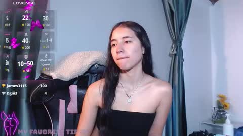 Snapshot of solgp chatting on 11/27/25, 11:34 Fernada Rodriguez online show from 11/27/25, 11:34