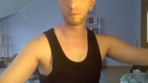 solid_flow online show from 05/19/26, 02:01