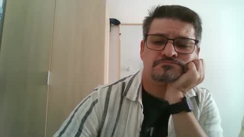 Snapshot of solitariodf2022 chatting on 09/24/25, 12:19 solitariodf2022 online show from 09/24/25, 12:19