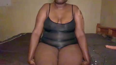 Snapshot of sollybunny chatting on 02/28/26, 04:13 Solly bunny online show from 02/28/26, 04:13