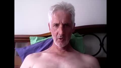 Snapshot of soloman1969 chatting on 01/06/25, 03:53 Soloman online show from 01/06/25, 03:53