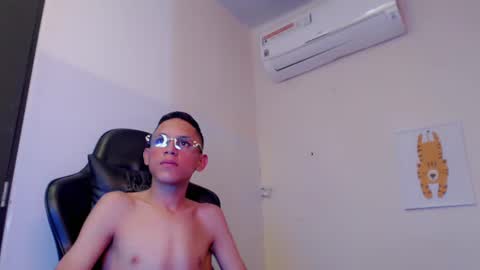 ESTEBAN online show from 08/03/26, 11:41
