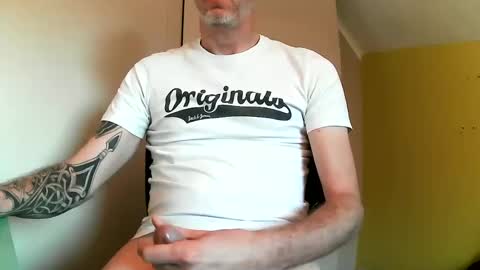 Snapshot of some_kind_of_monster chatting on 01/13/25, 02:53 some_kind_of_monster online show from 01/13/25, 02:53