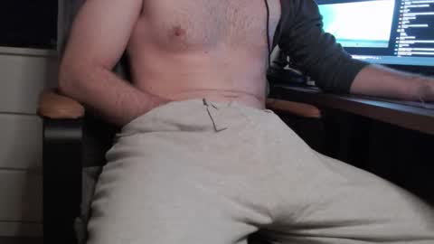 Snapshot of someone007980 chatting on 03/17/26, 08:34 Someone007980 online show from 03/17/26, 08:34