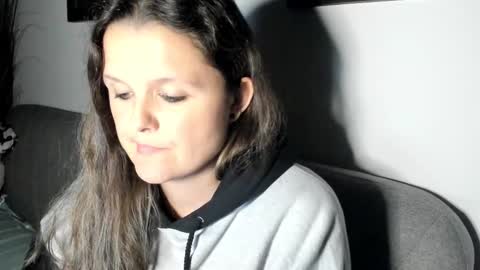 Snapshot of someonesday chatting on 11/23/25, 11:48 SomeonesDay online show from 11/23/25, 11:48