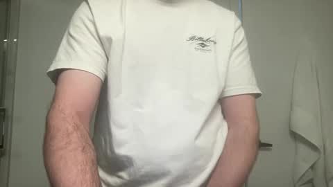 Snapshot of someoneyoudontsee chatting on 10/01/25, 01:50 someoneyoudontsee online show from 10/01/25, 01:50