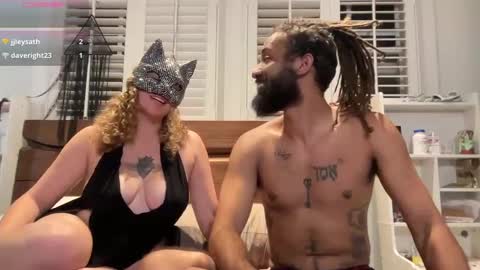 Snapshot of something_kinky chatting on 10/02/25, 02:51 Kitty and Romeo online show from 10/02/25, 02:51