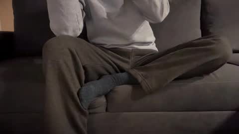 Snapshot of sondages chatting on 01/19/25, 07:37 Sondages online show from 01/19/25, 07:37