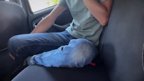 Snapshot of sondages chatting on 09/19/25, 07:21 Sondages online show from 09/19/25, 07:21