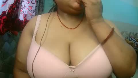 soni88888 online show from 11/08/25, 07:08