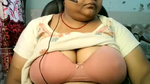 soni88888 online show from 07/02/26, 05:24